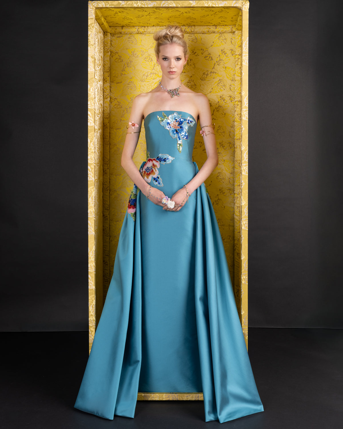 Look 12
