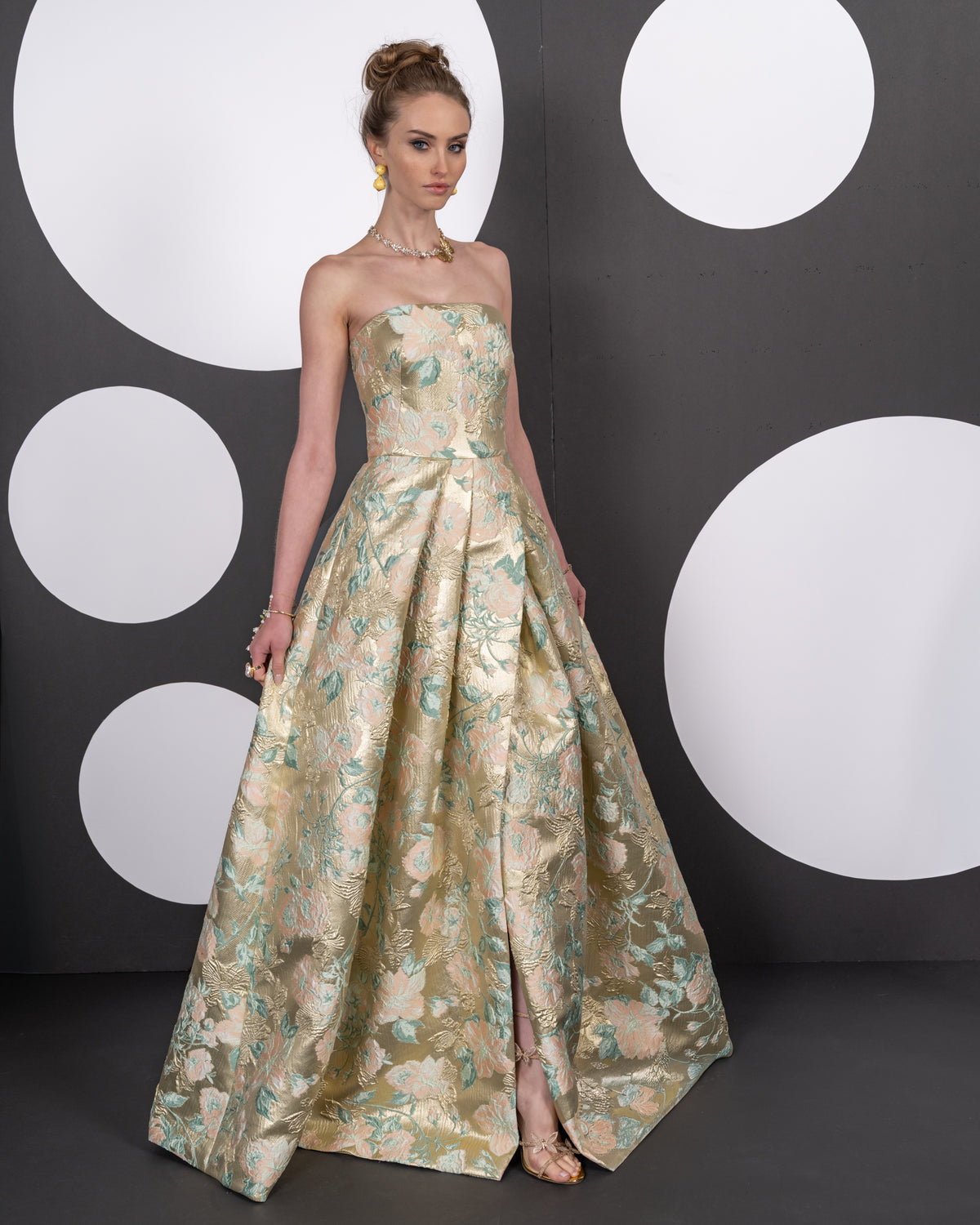 Look 24