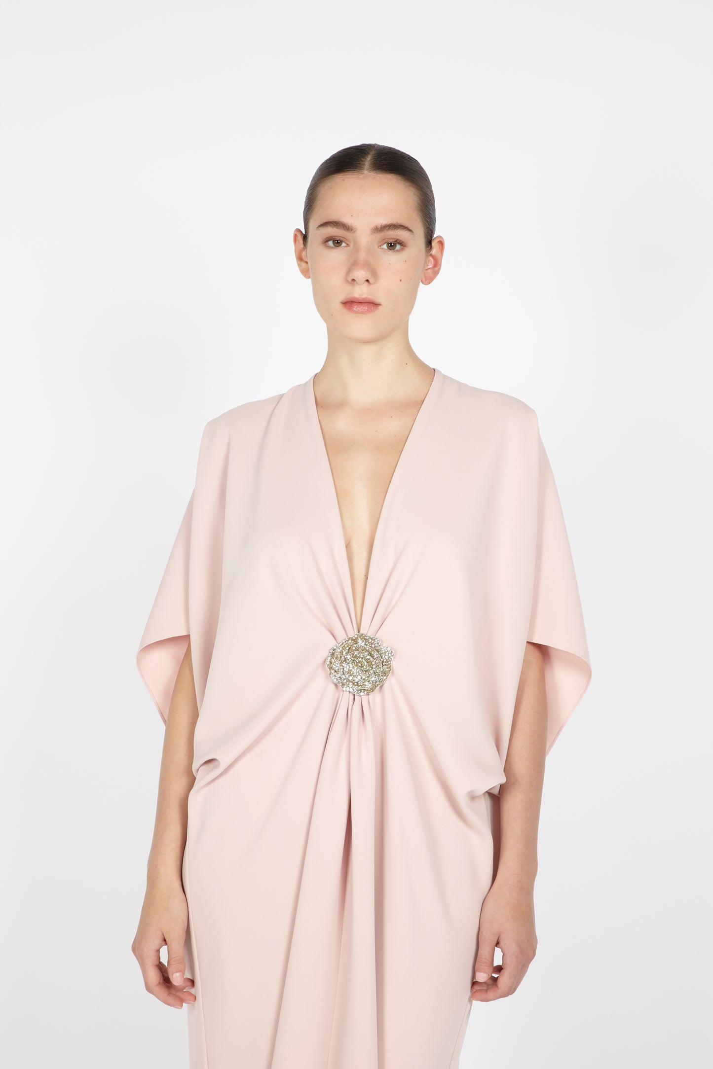 MIDI CREPE KAFTAN W/ EMBROIDERED DETAIL