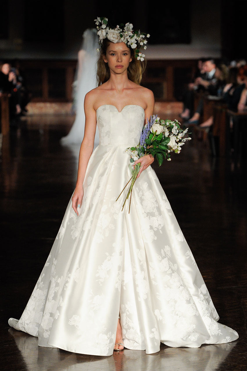 Look 8 – Flock of Angels