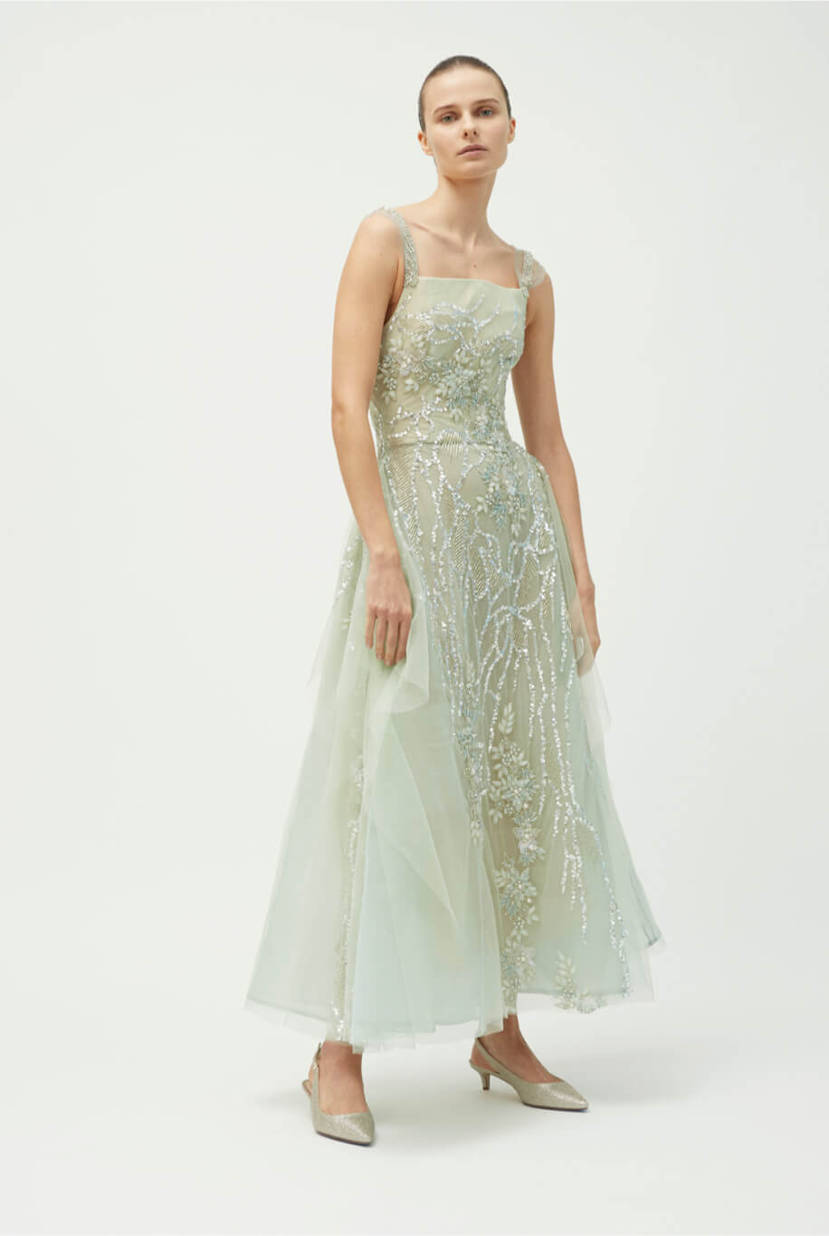 reem acra green dress A green dress that makes us feel good! xo Reem #ReemAcra #SoireeCollection #Spring22 #RTW Photographer: @fadi_acra