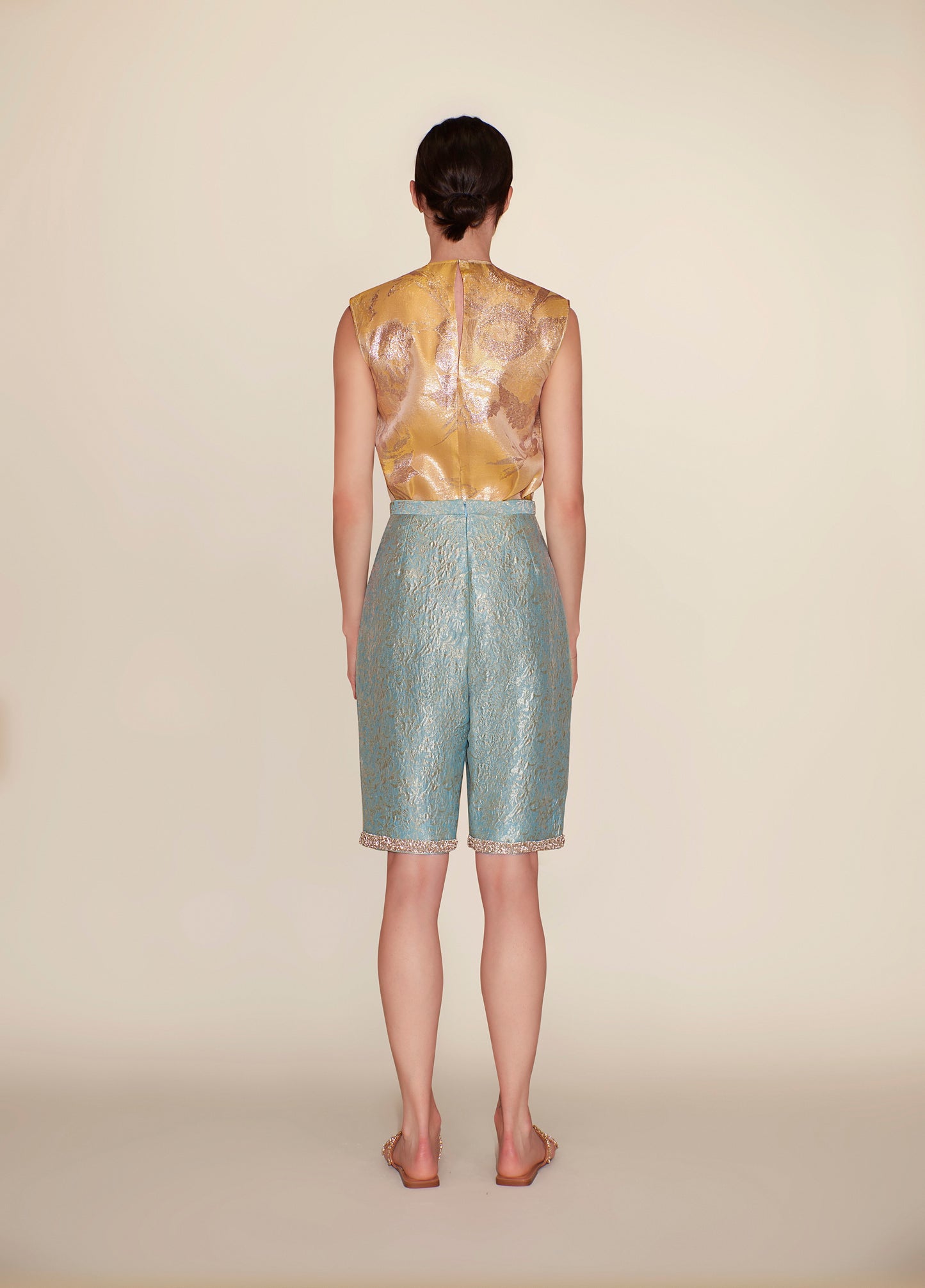SLEEVELESS FILS-COUPE TOP | FINAL SALE