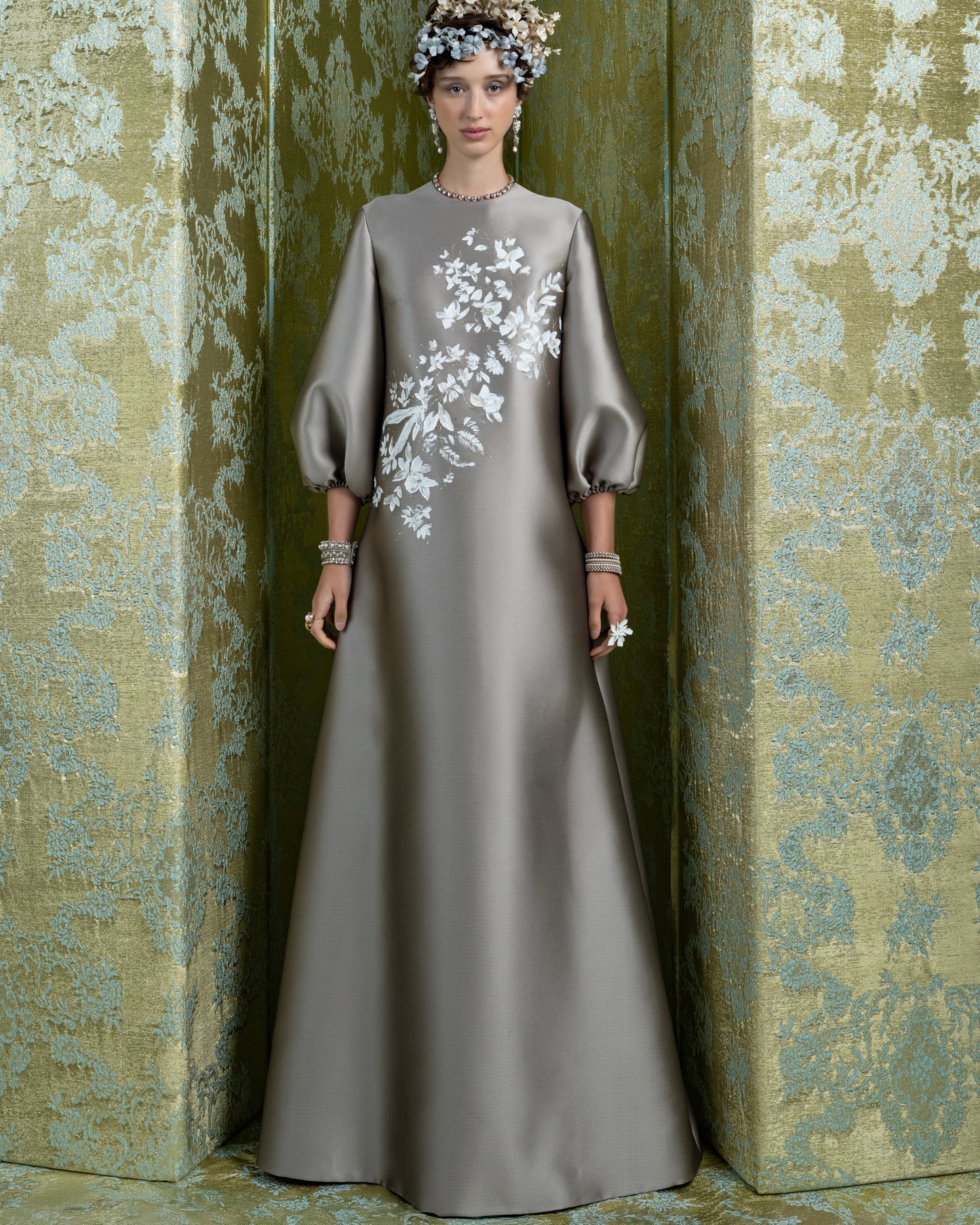 Look 10
