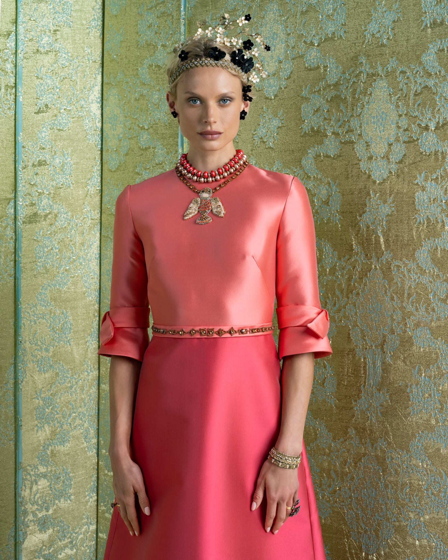 Look 16