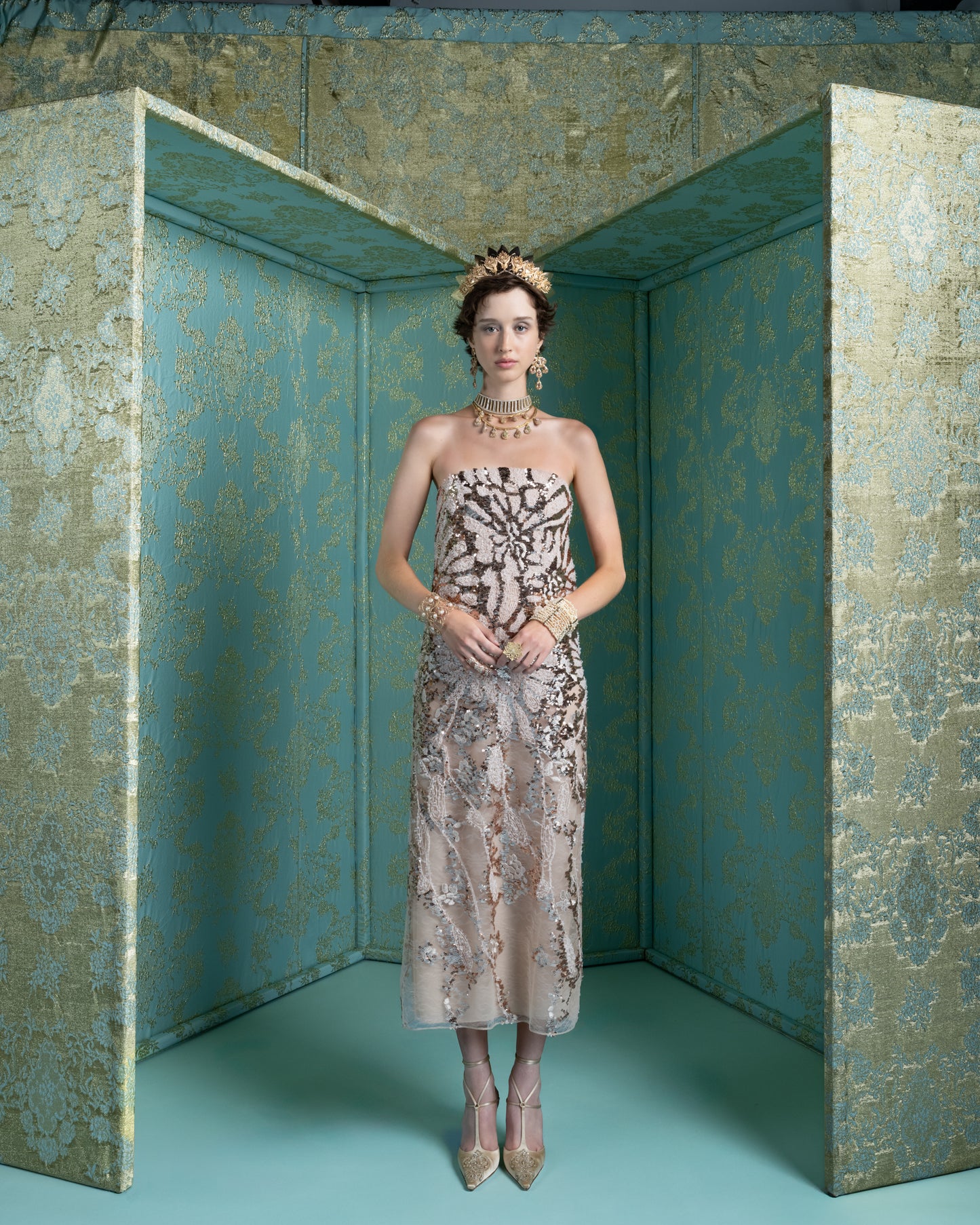 Look 30