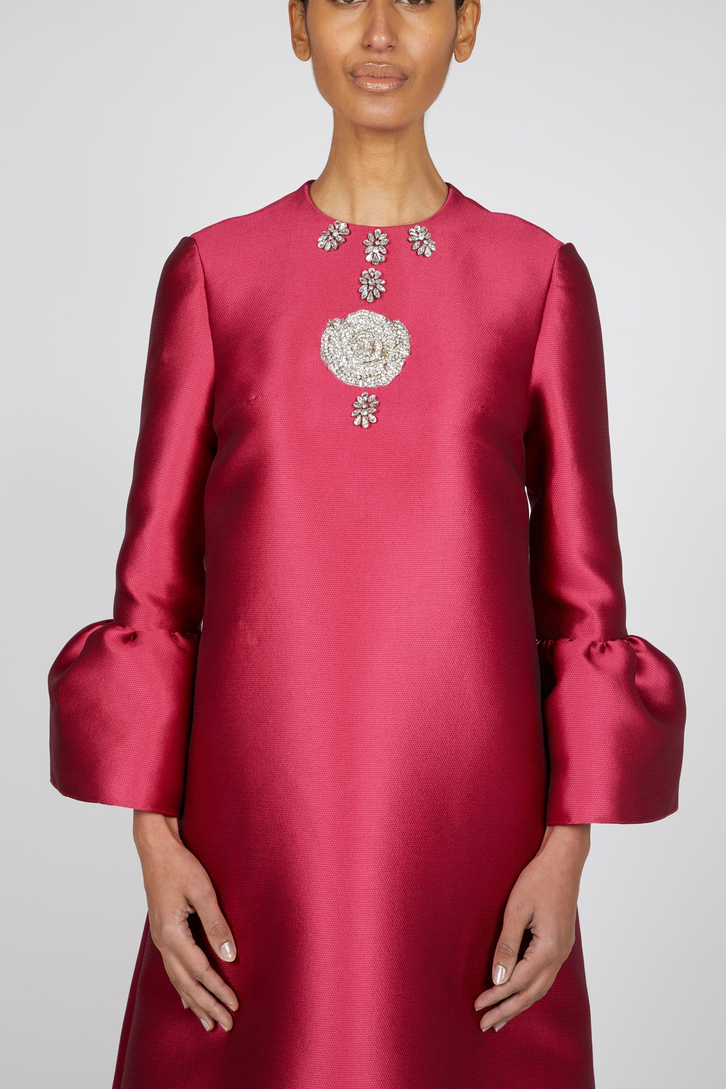 TRUMPET SLEEVED DRESS WITH EMBROIDERY