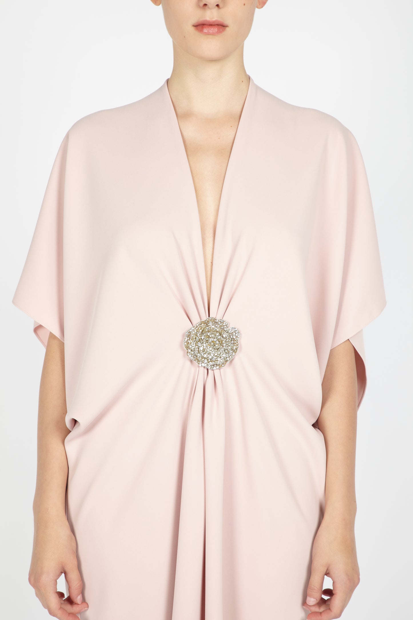 MIDI CREPE KAFTAN W/ EMBROIDERED DETAIL