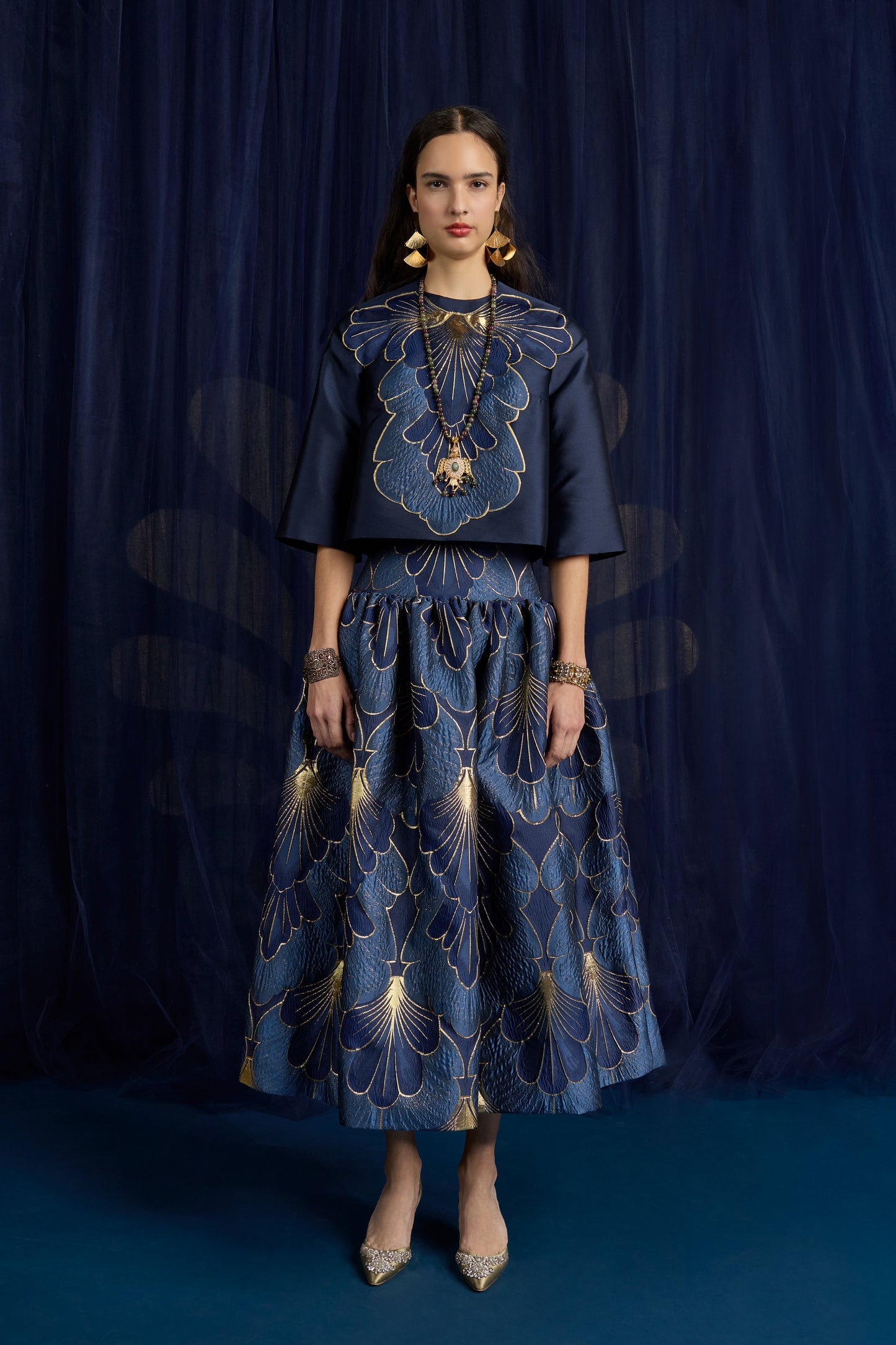 Look 1