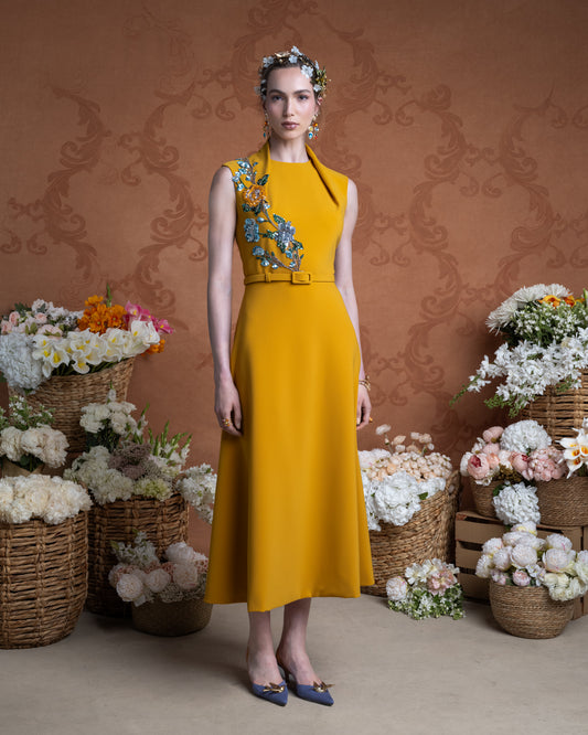 Look 10