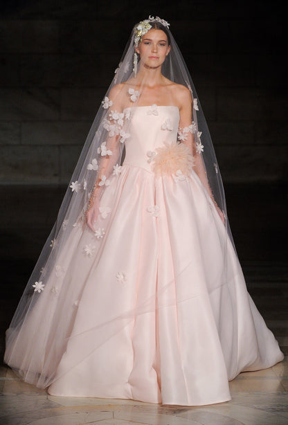 reem acra wedding dress Love From Above Look 10 this Reem Acra dress is a rare opportunity to own a luxurious designer gown that feels effortlessly chic Reem Acra Fall 2017 Bridal